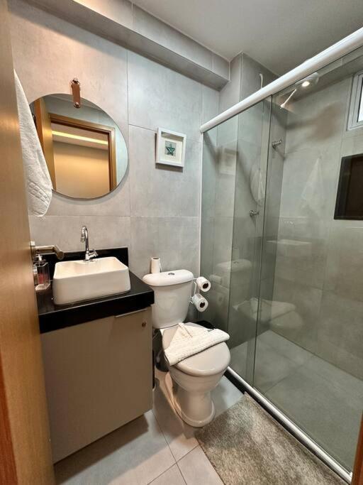Flat Confortavel E Completo A Poucos Passos Da Em Rua Sombrinhas *